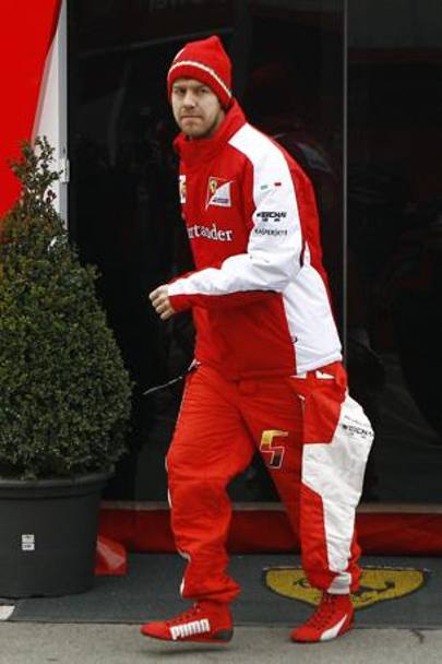 Vettel  stato uno dei primi a entrare in pista. Afp